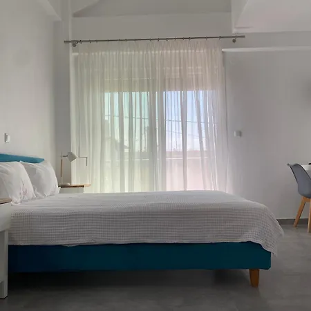 Ferienhaus 3 Floor Dionysos, For Up To 9 Guest *